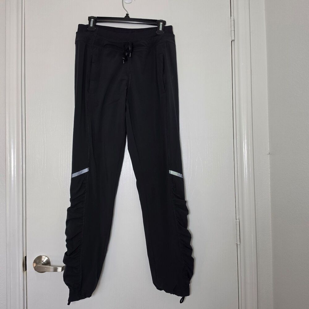 Lululemon Women's Dance Studio Lined Pant Size 8 Black Cinch Hem Ruched